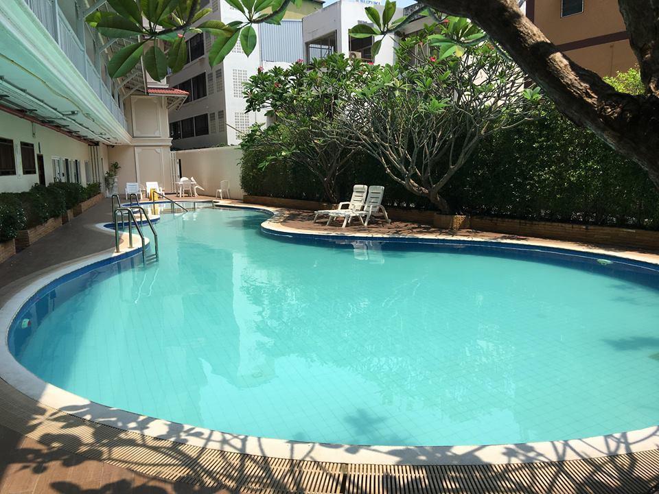 Hua Hin Baanklang Condo By Petch Exterior photo